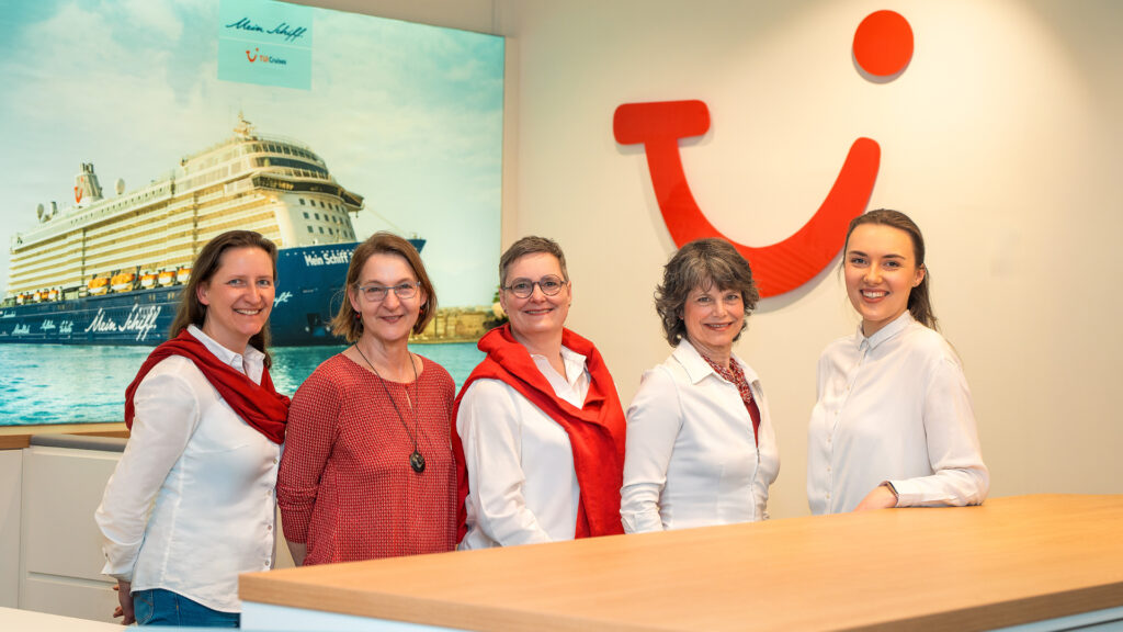 TUI Ticketshop und Reisebüro im Forum Köpenick Team
